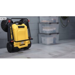 Zamiatarka ręczna STAZER do kostki brukowej, liści, podjazdu 68 cm, pojemnik 24 l